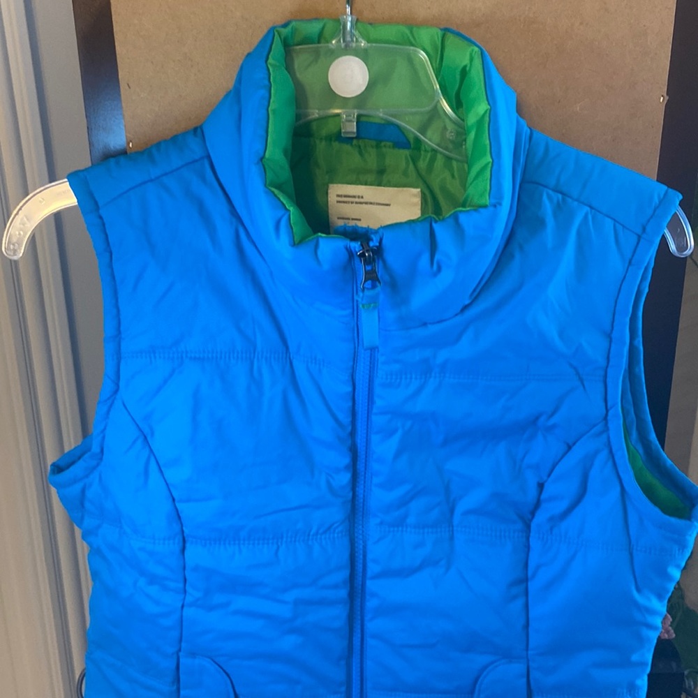 Nwot Aeropostale blue puffer vest. M
